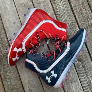NWOT Under Armour Highlight Cleats